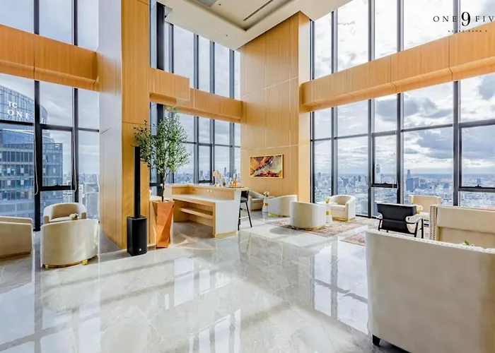 Skyline View With Pool, Gym & 5m To Mrt * Bangkok